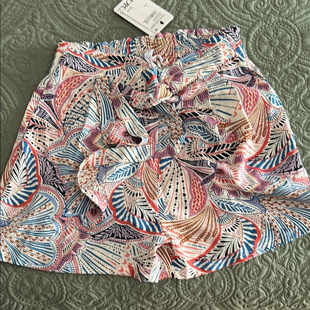 DR2 Women's Multicolor Patterned Shorts